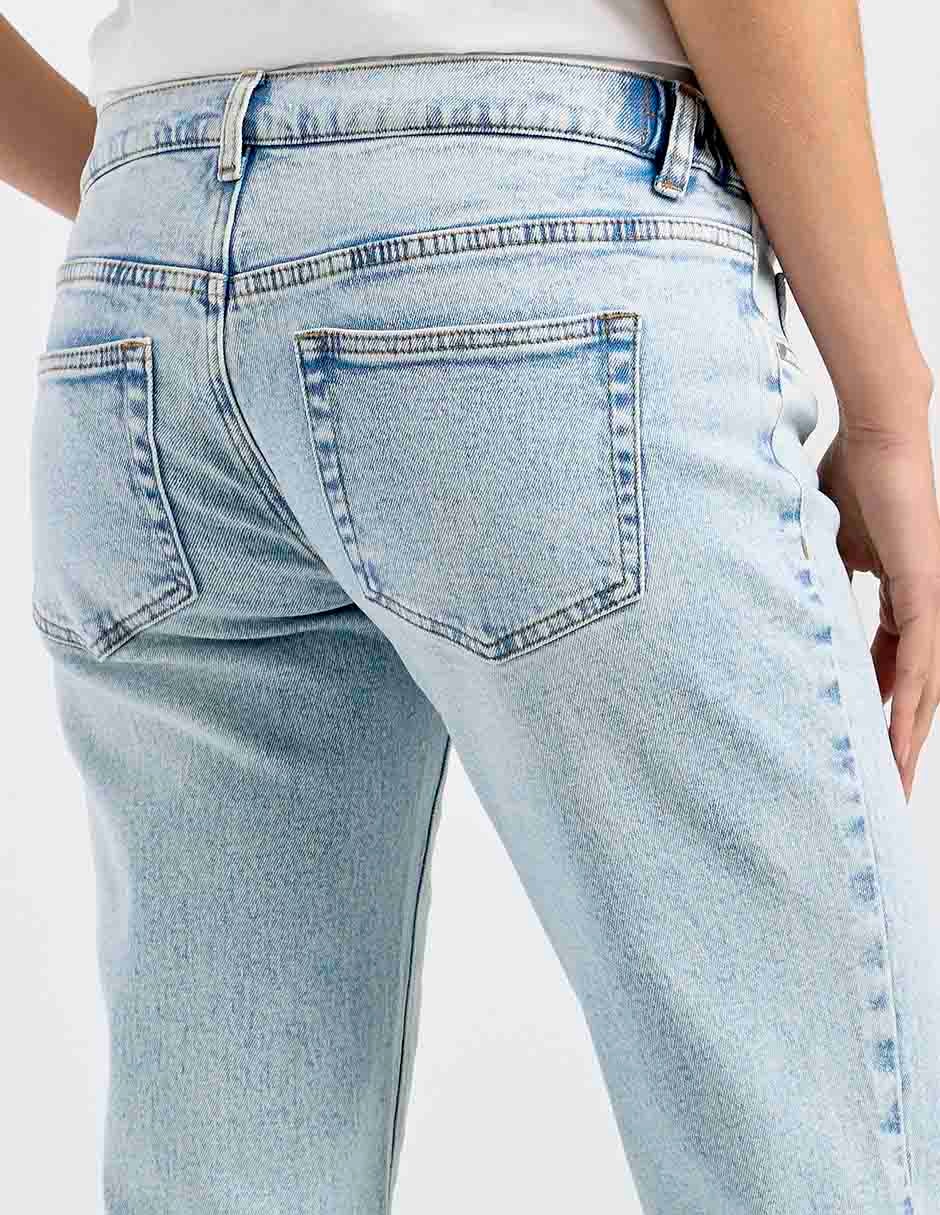 Jeans maternidad straight a la cadera 5